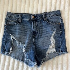 Kendall & Kylie the icon  Distressed Women Shorts
